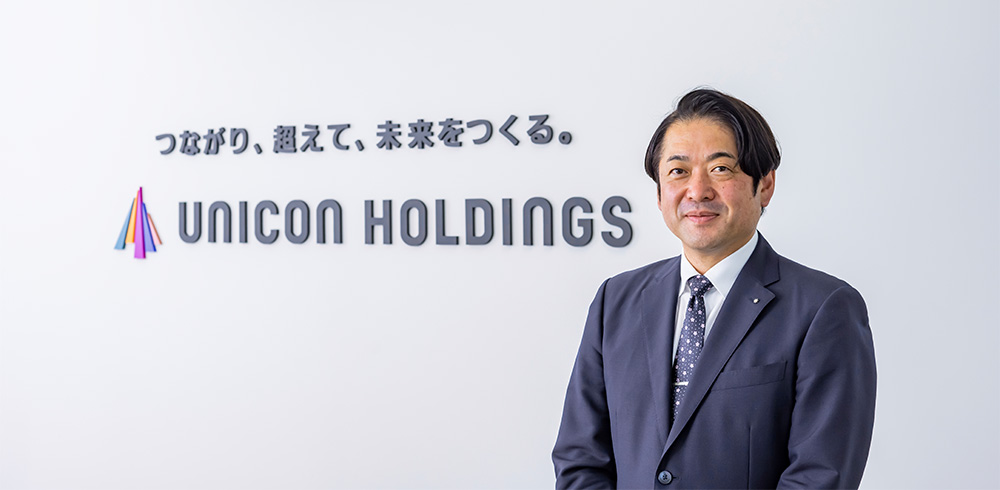 【写真】代表取締役社長　小山剛