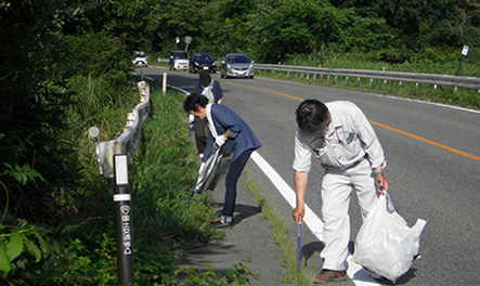 【画像】道路愛護活動